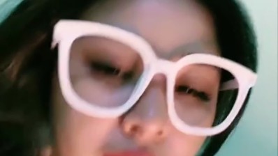 Gadis Cantik Remas Toket Imut