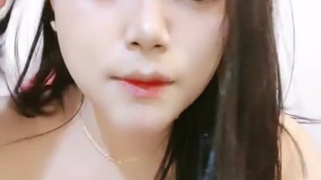 Rania Mulus Show Di Aplikasi Bling2